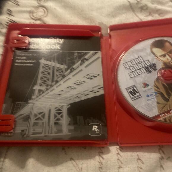Grand Theft Auto 4 IV PS3 Greatest Hits Rockstar - Picture 4 of 5